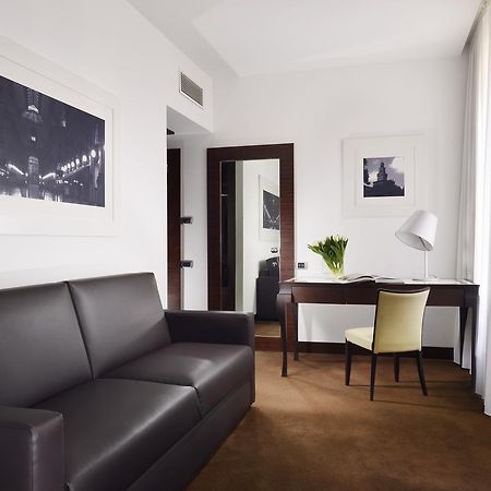 Milano Castello Luxury Apartment エクステリア 写真